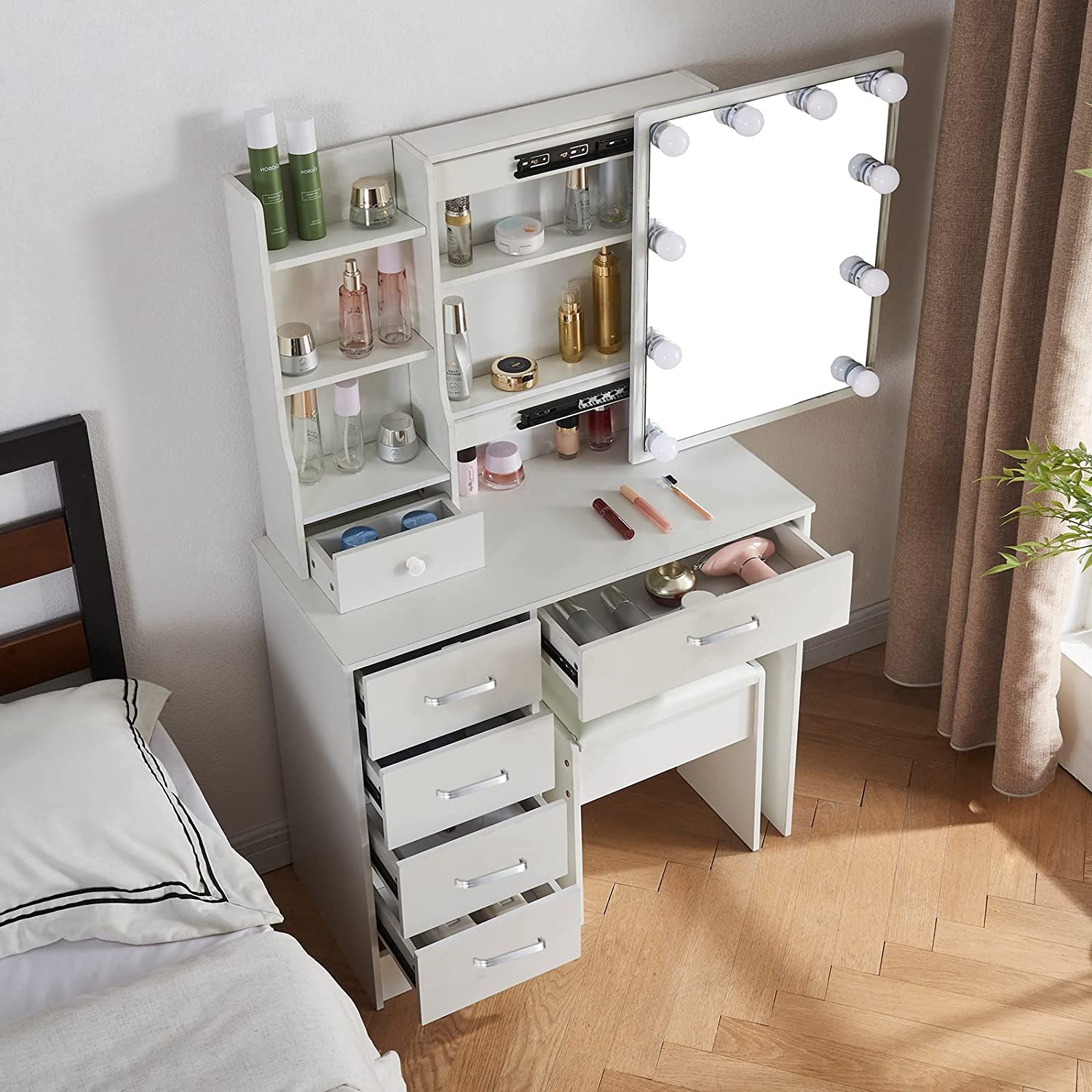 vanity desk