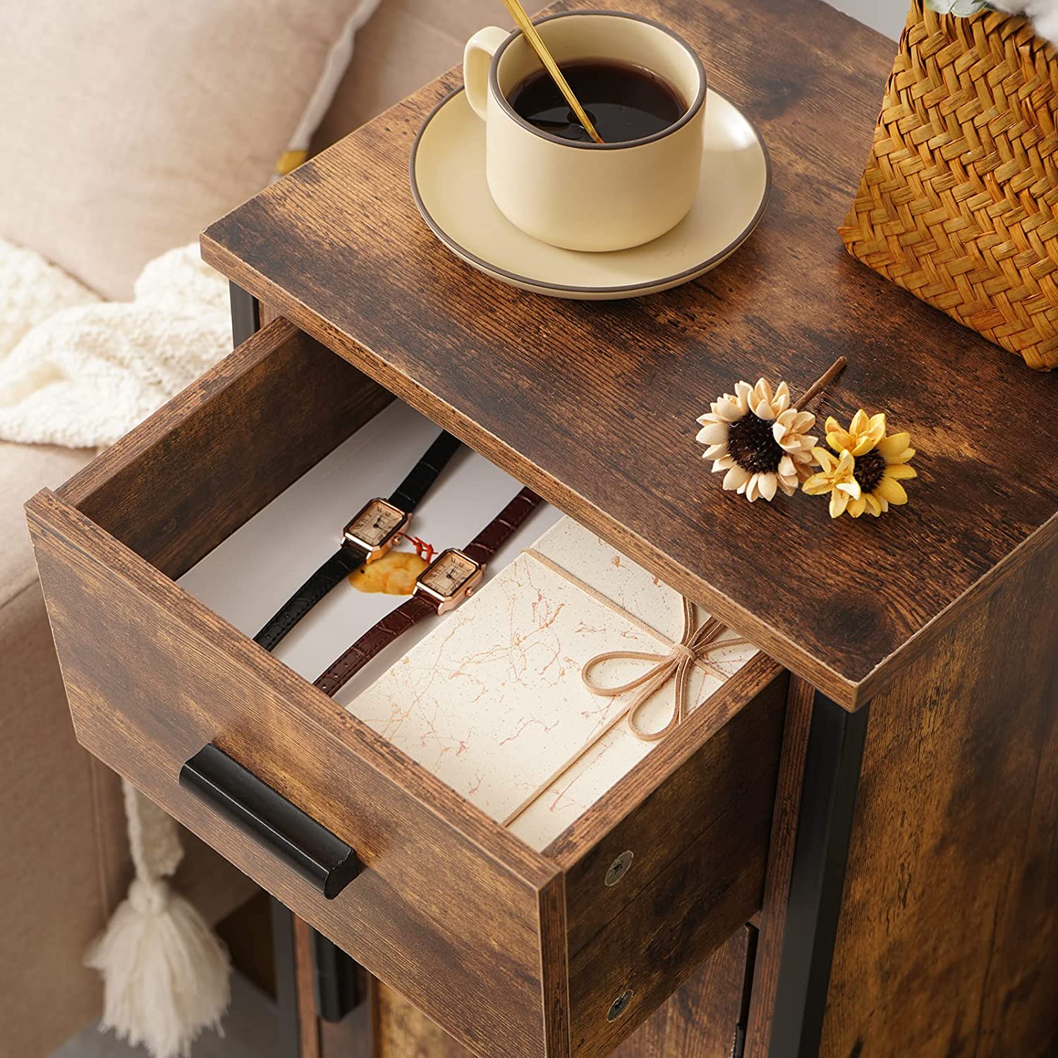 Floor Storage Cabinet Industrial Storage Cabinet with 2 Shelves Nightstand